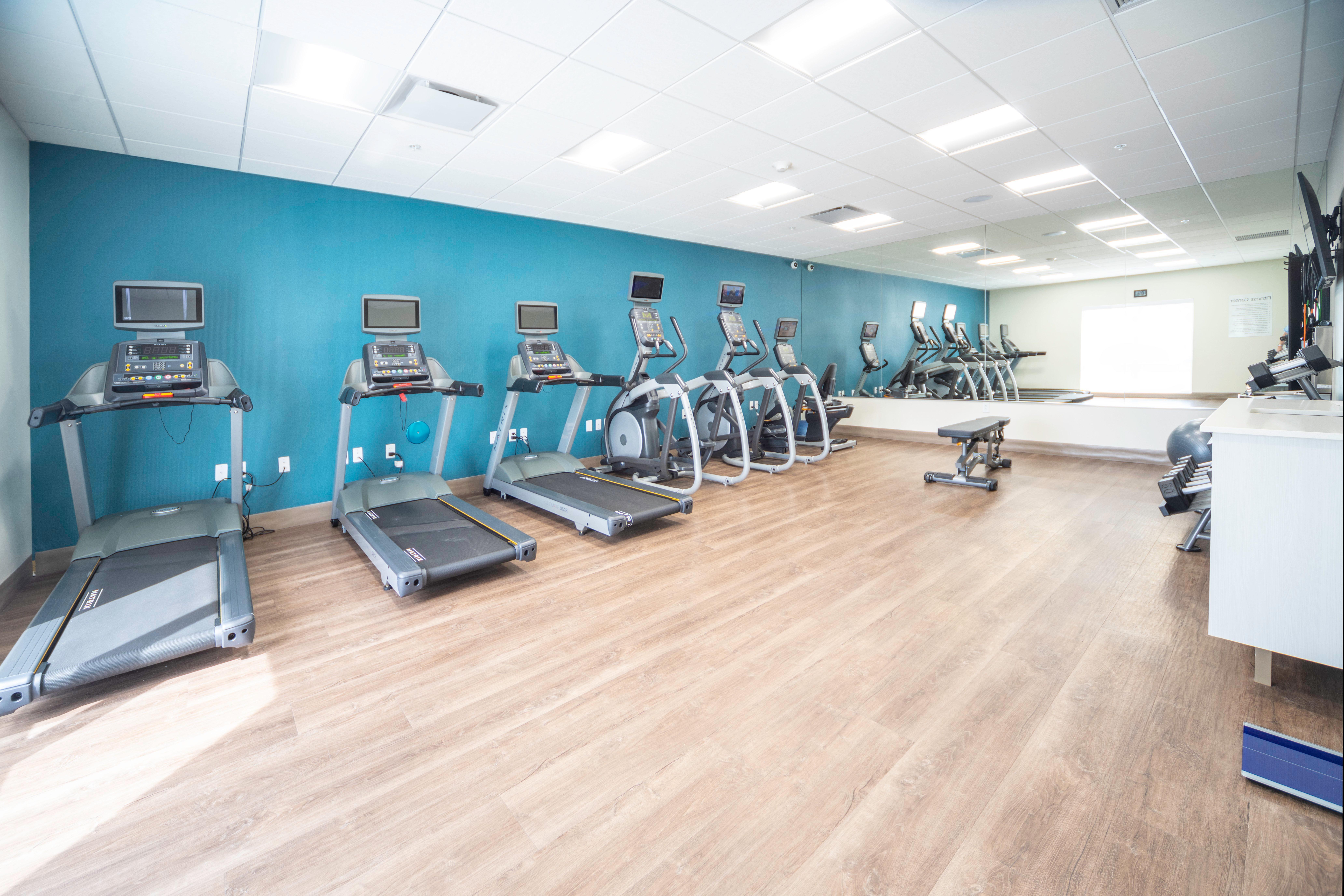 Holiday Inn Express & Suites - Fort Myers Airport By Ihg Екстер'єр фото